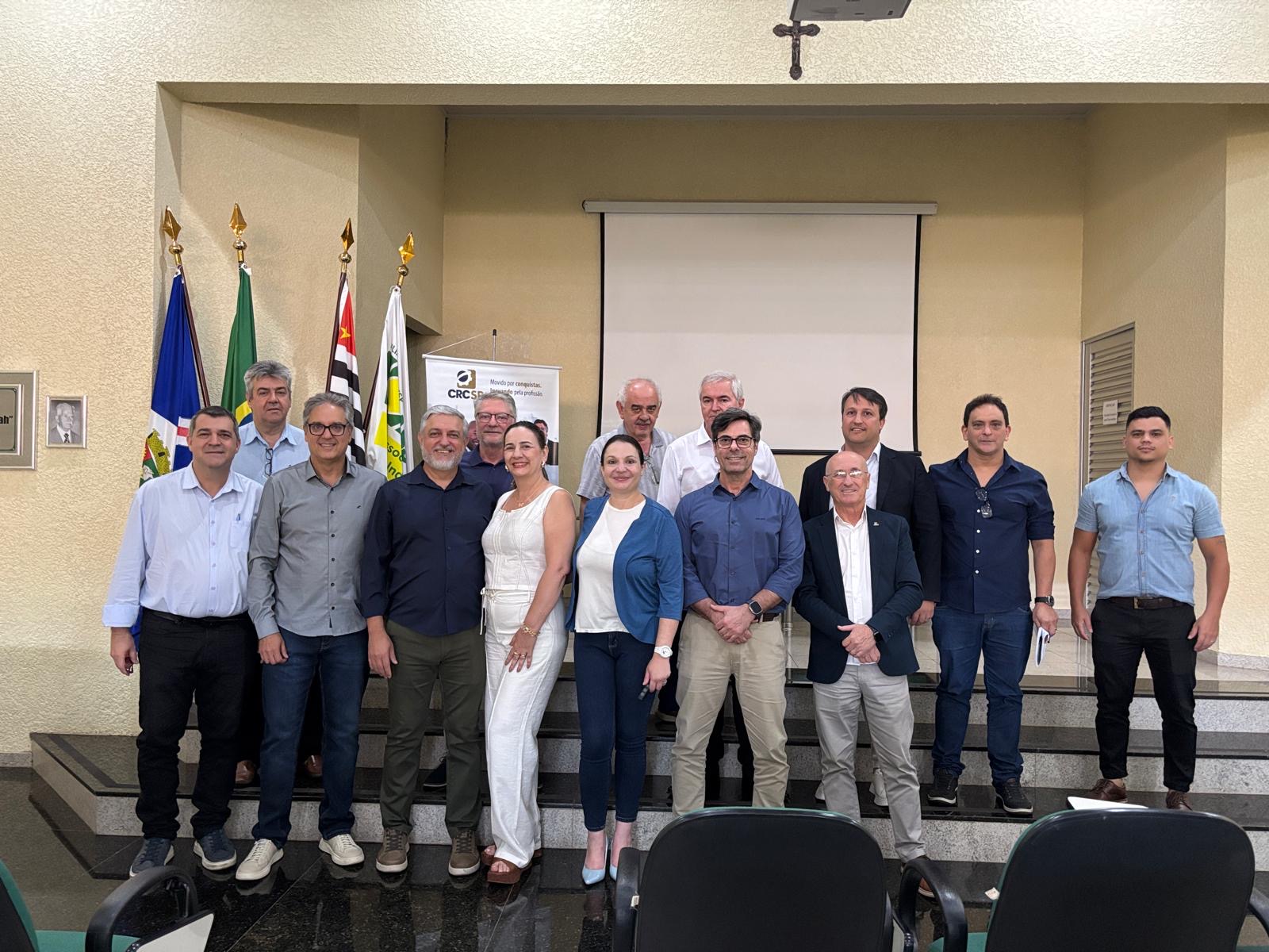 Equipe CESN Consultoria com membros do CRC-SP em evento institucional de parceria para capacitação contábil